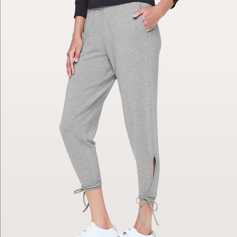 Lululemon Spirited Sissone Pant